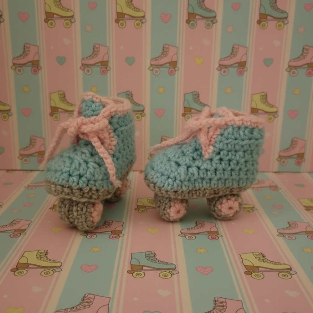 Handmade Crochet Newborn Baby Girl Roller Skate Booties 0-3 Months